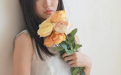 二个人在线观看WWW哔哩哔哩